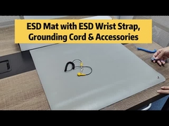 Matto antistatico in PVC grigio con pulsante per l'area antistatica