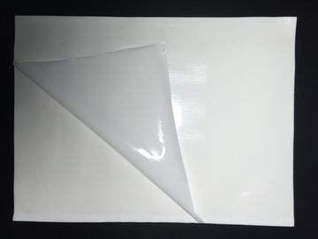 Locale senza polvere Mat Water Based Acrylic Adhesive appiccicoso di rimozione di polvere del PE 50/100 strati