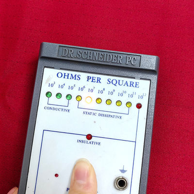 Tessuto ESD antistatico resistenza all'usura e alla corrosione resistenza superficiale 10e6 10e9ohms lunga durata