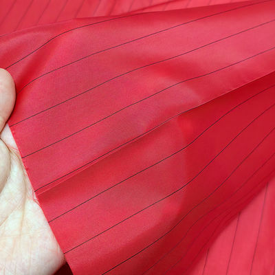 Rossa 17MM Striscia 99% Poliestere+1% Striscia Conduttiva Lab Lint Free Antistica ESD Tessuto antistatico