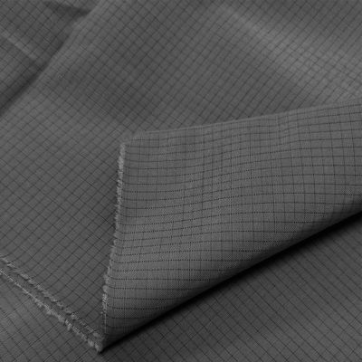 Nero 4mm Grid 33% cotone 2% fibra di carbonio Tessuto TC antistatico per abbigliamento da lavoro ESD