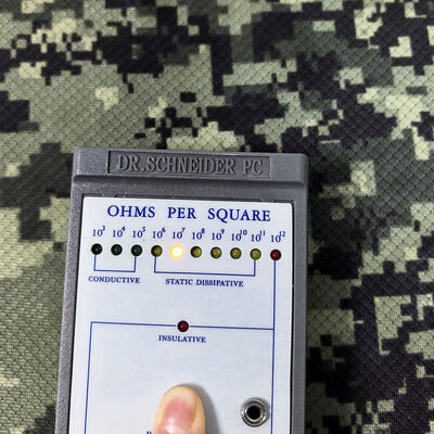 Tessuto a maglia a rombi ESD ad alte prestazioni con stampa mimetica – 87% poliestere + 13% fibra di carbonio