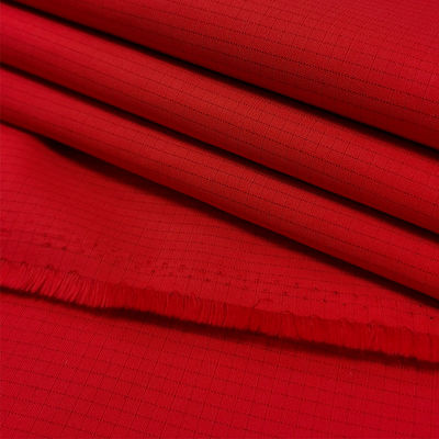 fibra statica rossa del carbonio del cotone 2% del tessuto 33% del cavo conduttivo anti TC di griglia di 4mm